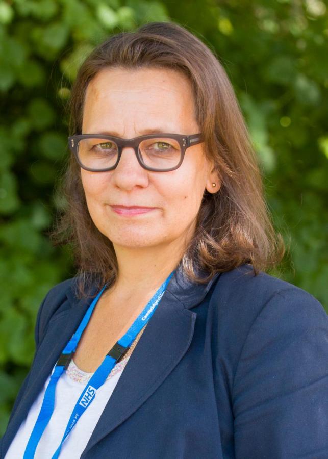 Dr Janine Robinson