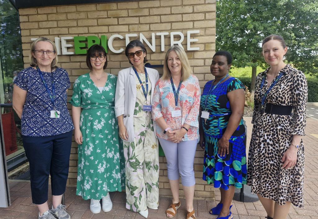 (l to R) Janine McLaughlin Samantha Dyson Keyla de Magalhaes Dawn Kiddy Betty Mungofa Helen Earl  