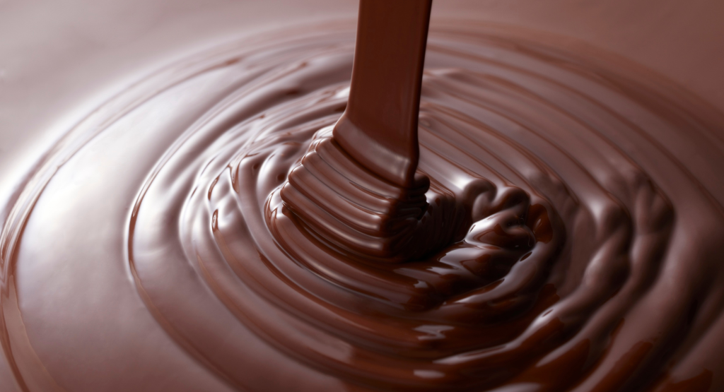 melted chocoalte being poured