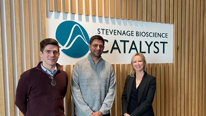 left to right: Dr Hugo Villanueva (SBC), Dr Ajay Mistry (founder and CEO of Oppilotech Ltd) and Dr Sally Ann Forsyth OBE (CEO of SBC) 