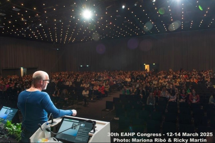 Simon giving a presentation