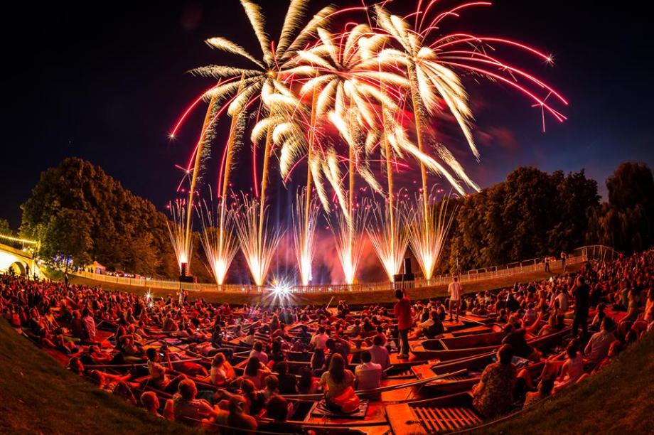 May Ball Fireworks Punting Experiences - The Highlight of the Cambridge year! 