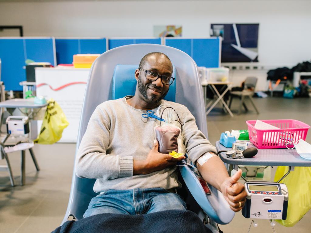 Blood donation session in Croydon (Image credit: NHSBT)