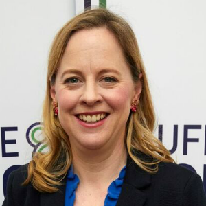 Dr Roisin Owens