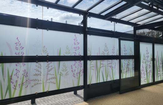 Sable&Hawkes has over 20 years’ experience delivering environment design projects for NHS development, arts and charitable teams. We design and deliver everything from whole wards to single rooms – integrating artwork, interior design, digital elements and wayfinding – and manage the full process from strategy to installation.