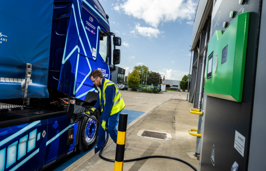 Electric HGV charging