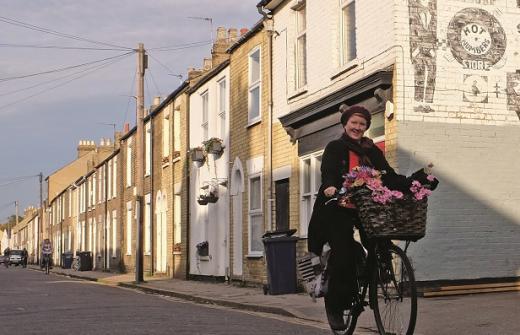 Cyclist_Mill Road Cambridge