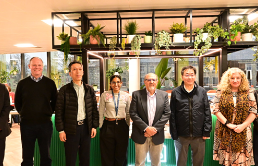 Representatives from Cambridge organisations and the visiting JSAST delegation at the Innovate Cambridge office, following the roundtable exchange hosted at The Glasshouse.