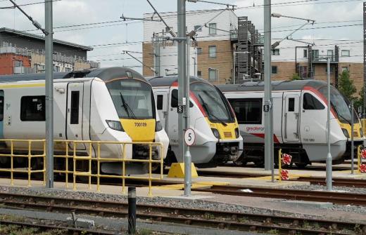 trains 