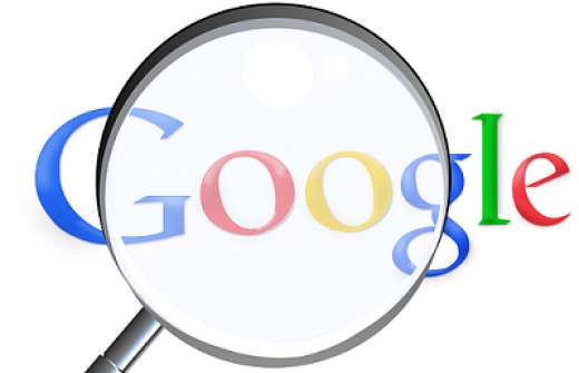 Google logo through a magnifying glass - image by Simon from Pixabay