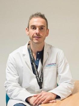  Consultant embryologist, Stephen Harbottle
