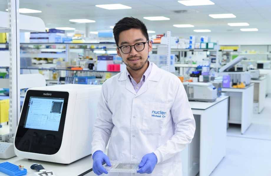 Dr M Chen