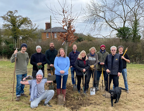 This week the charity planted 559 trees, purchased via Creating Nature’s Corridors and paid for by the general public and a local business, at  Saffron Grange Vineyard, Little Walden, Essex.  Vhari Russell is centre (wearing pale blue top) with volunteers.